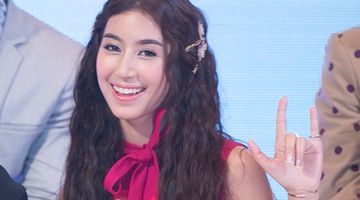 มิ้นต์ ฟุ้งคบ ภูผา 4 ปี สบายใจ พร้อมแฉกองละคร สองหัวใจนี้...เพื่อเธอ มันส์ทั้งในจอและนอกจอ!